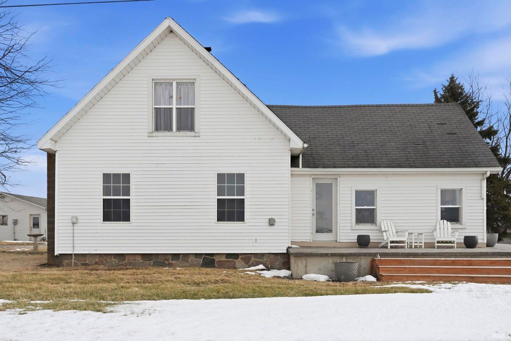 Photo of 2420 N Old State Road 1 Road, Fremont, IN 46737 (MLS # 202605169)