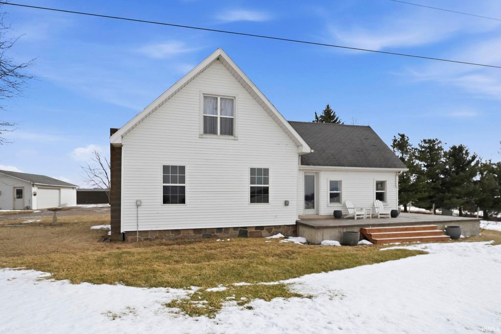Photo of 2420 N Old State Road 1 Road, Fremont, IN 46737 (MLS # 202605169)