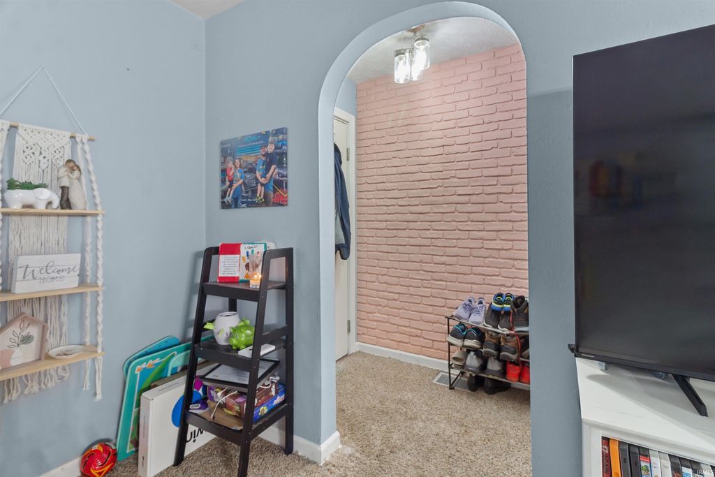 Photo of 3529 S Home Avenue, Marion, IN 46953 (MLS # 202619108)