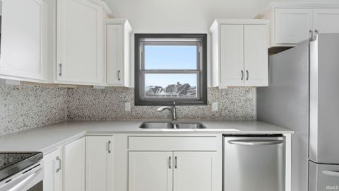 Tiny photo for 8622 Alamasa Place, Fort Wayne, IN 46835 (MLS # 202602272)