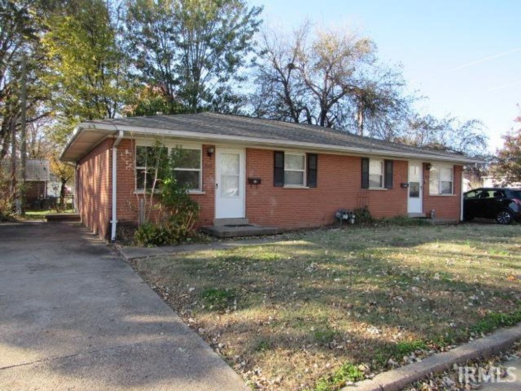Photo of 2576 2580 Stanley Court, Evansville, IN 47711 (MLS # 202545883)