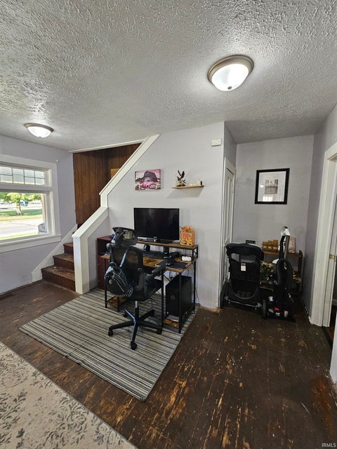 Tiny photo for 402 E Marion Street, Converse, IN 46919 (MLS # 202638410)