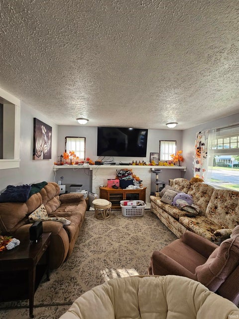 Tiny photo for 402 E Marion Street, Converse, IN 46919 (MLS # 202638410)