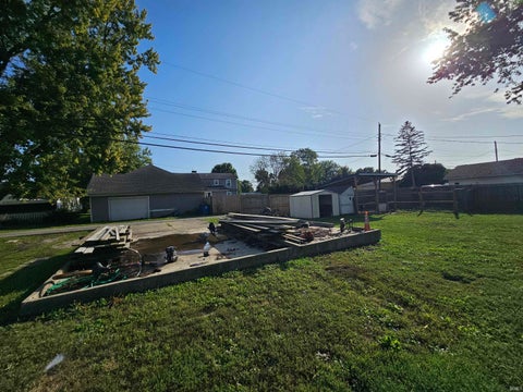 Tiny photo for 402 E Marion Street, Converse, IN 46919 (MLS # 202638410)