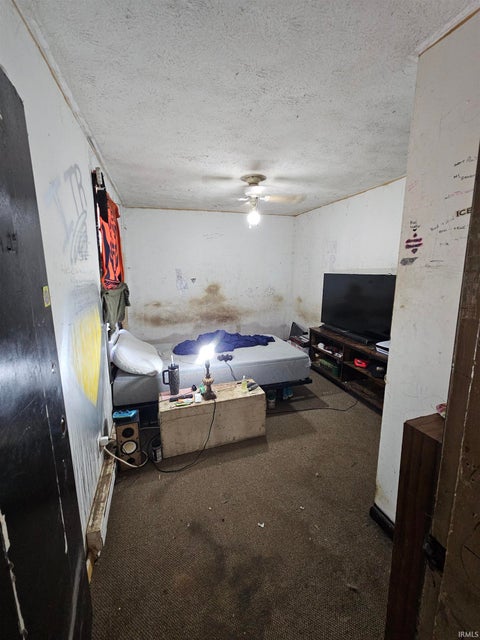 Tiny photo for 402 E Marion Street, Converse, IN 46919 (MLS # 202638410)