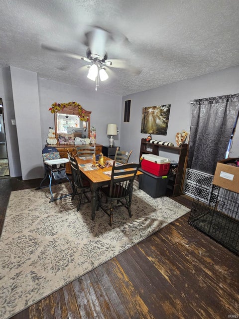 Tiny photo for 402 E Marion Street, Converse, IN 46919 (MLS # 202638410)