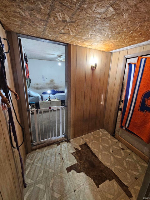 Tiny photo for 402 E Marion Street, Converse, IN 46919 (MLS # 202638410)