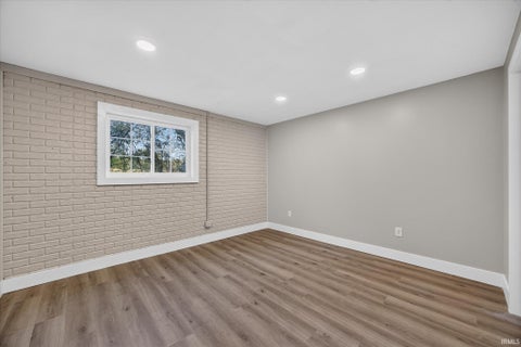 Tiny photo for 797 Rolling Hills Estate Drive, Washington, IN 47501 (MLS # 202643838)