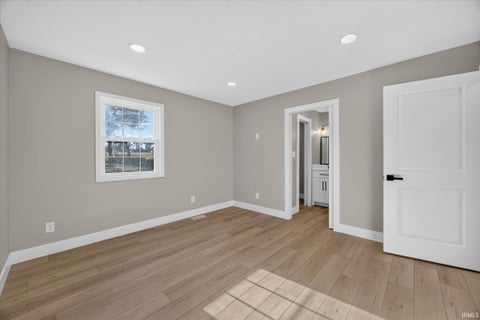 Tiny photo for 797 Rolling Hills Estate Drive, Washington, IN 47501 (MLS # 202643838)