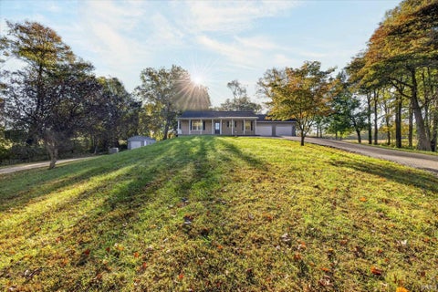 Tiny photo for 797 Rolling Hills Estate Drive, Washington, IN 47501 (MLS # 202643838)
