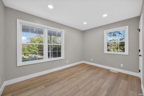 Tiny photo for 797 Rolling Hills Estate Drive, Washington, IN 47501 (MLS # 202643838)