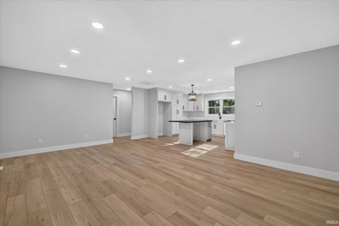 Tiny photo for 797 Rolling Hills Estate Drive, Washington, IN 47501 (MLS # 202643838)