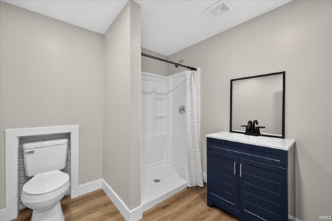 Tiny photo for 797 Rolling Hills Estate Drive, Washington, IN 47501 (MLS # 202643838)