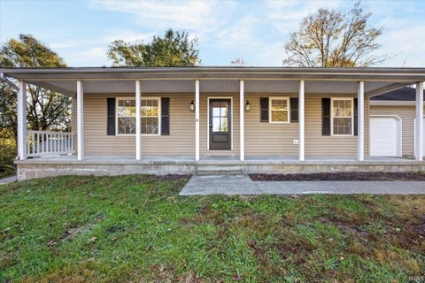 Tiny photo for 797 Rolling Hills Estate Drive, Washington, IN 47501 (MLS # 202643838)