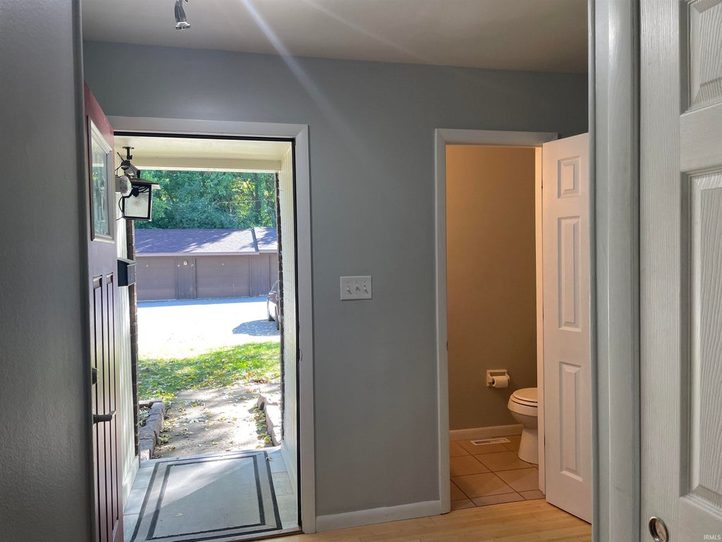 Photo of 2500 Topsfield Road #705, South Bend, IN 46614 (MLS # 202641309)