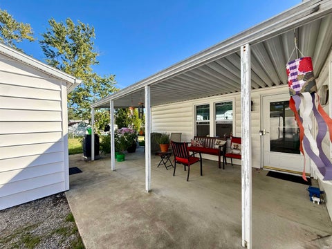 Tiny photo for 4917 Sherbrooke Road, Evansville, IN 47710 (MLS # 202644943)