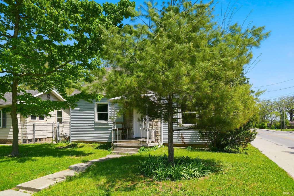 Photo of 3421 Alexander Street, Fort Wayne, IN 46806 (MLS # 202632374)