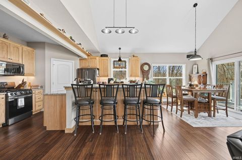 Tiny photo for 122 Thornbush Drive, West Lafayette, IN 47906 (MLS # 202609236)