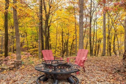 Tiny photo for 122 Thornbush Drive, West Lafayette, IN 47906 (MLS # 202609236)