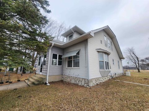 Photo of 6049 N 300 E, Monterey, IN 46960 (MLS # 202601003)