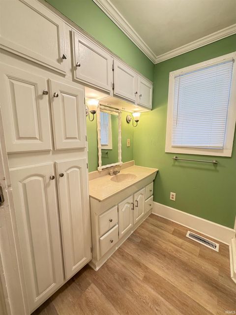 Tiny photo for 644 E Maryland Street, Evansville, IN 47711 (MLS # 202611544)