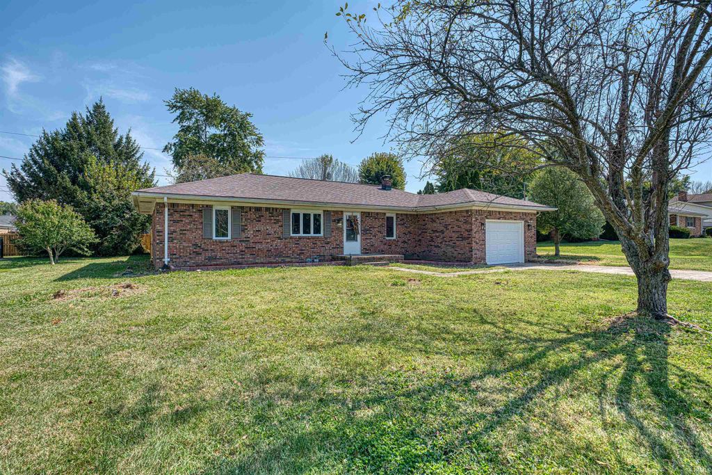 Photo of 430 Fuquay Road, Evansville, IN 47715 (MLS # 202538315)
