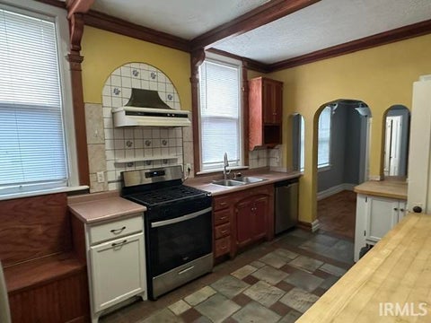 Tiny photo for 1012 W Colfax Avenue, South Bend, IN 46616 (MLS # 202637644)