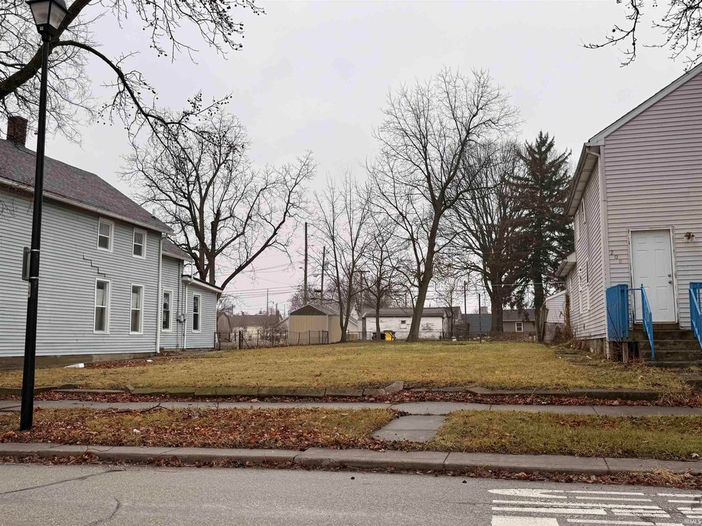 Photo of 214 W Williams Street #9, Fort Wayne, IN 46802 (MLS # 202600608)