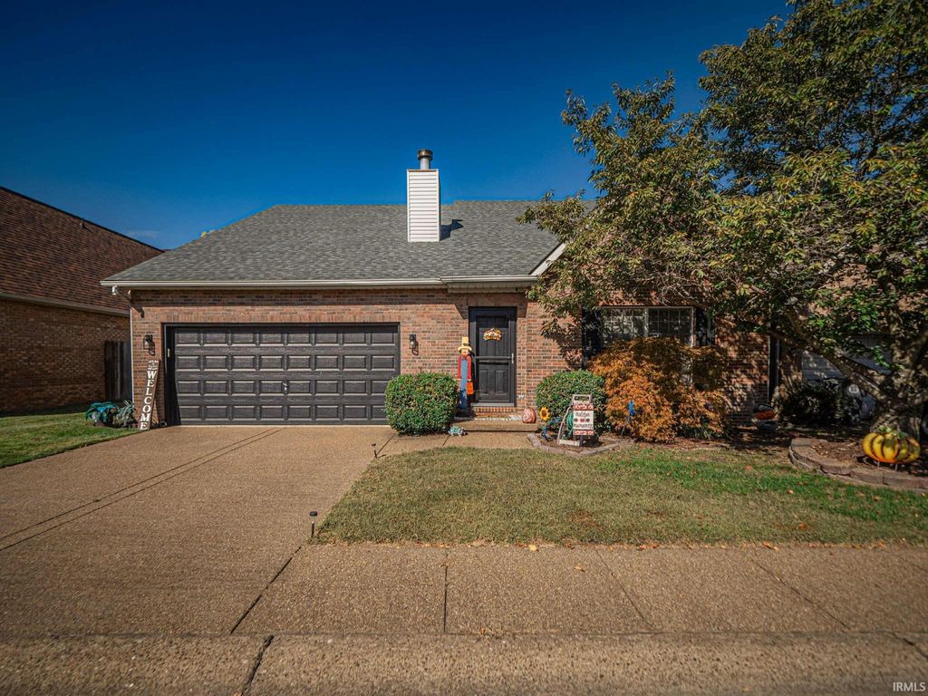 Photo of 6424 Highcroft Drive, Evansville, IN 47715 (MLS # 202541723)