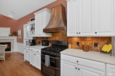 Tiny photo for 3327 Bridgetown Rd. Road, Bristol, IN 46507 (MLS # 202607325)