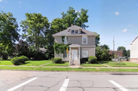Photo for 407/411 E South Street