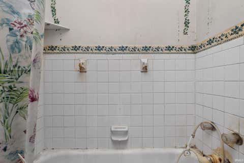 Tiny photo for 216 W South A Street, Gas City, IN 46933 (MLS # 202632465)