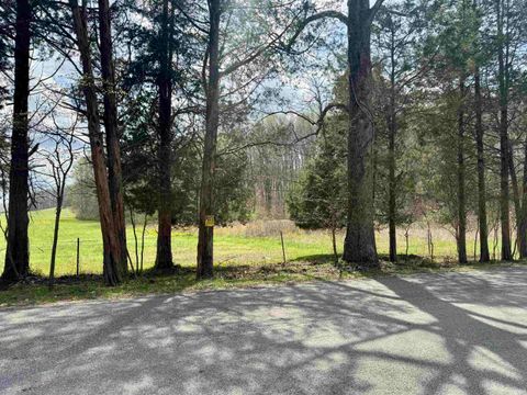 Tiny photo for off Co Rd 660 S / 675 E, Hardinsburg, IN 47125 (MLS # 202613047)