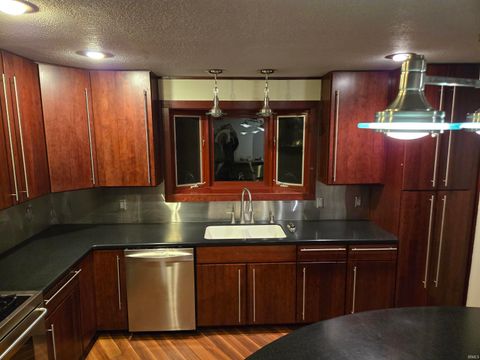 Tiny photo for 993 W 275 N Road, Logansport, IN 46947 (MLS # 202607253)