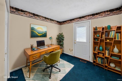 Tiny photo for 27407 Cobblestone Way, Elkhart, IN 46514 (MLS # 202633338)