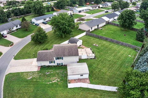 Tiny photo for 27407 Cobblestone Way, Elkhart, IN 46514 (MLS # 202633338)