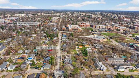 Tiny photo for 705 W 13Th Street, Bloomington, IN 47404 (MLS # 202609632)