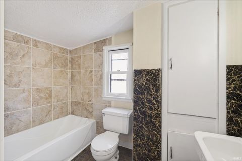 Tiny photo for 705 W 13Th Street, Bloomington, IN 47404 (MLS # 202609632)