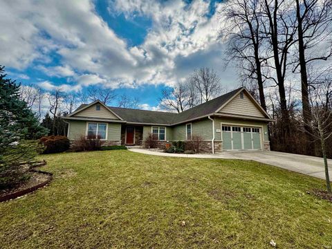 Photo of 4102 N Emma Drive, Bloomington, IN 47404 (MLS # 202605845)
