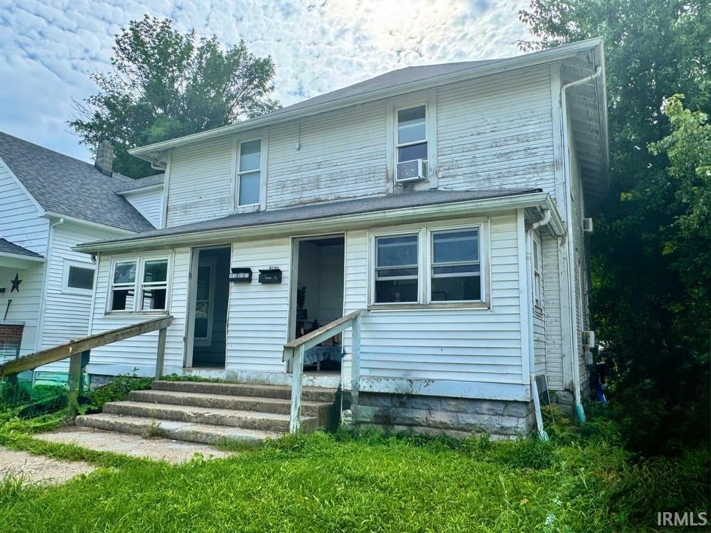 Photo of 1013 - 1015 S 19Th Street, New Castle, IN 47362 (MLS # 202640930)