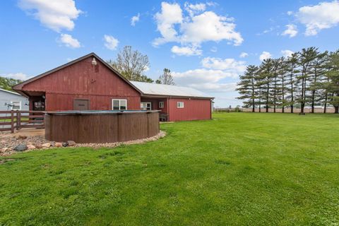 Tiny photo for 12520 S STATE ROAD 19, Converse, IN 46919 (MLS # 202619042)