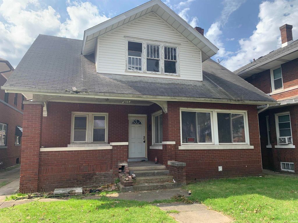 Photo of 2122 Lincoln Way W Way, South Bend, IN 46628 (MLS # 202616812)