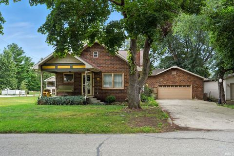 Photo of 201 S River Road, North Manchester, IN 46962 (MLS # 202533932)