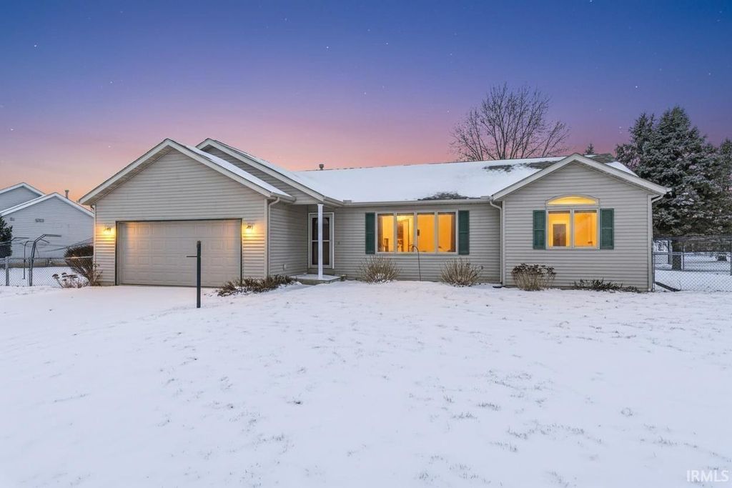 Photo of 23113 Montrose Park Drive S Dr, Elkhart, IN 46514 (MLS # 202601853)
