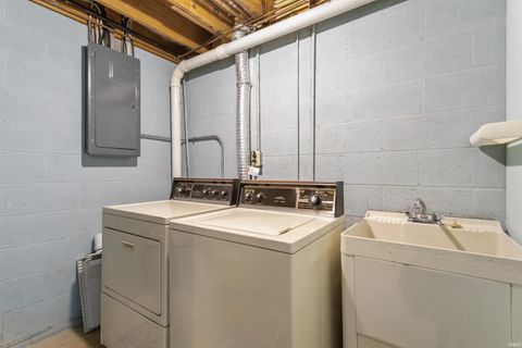 Tiny photo for 3309 Tally Ho Drive, Kokomo, IN 46902 (MLS # 202549310)