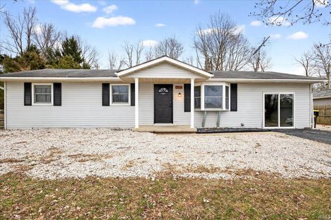 Photo of 4390 N Ridgewood Drive, Bloomington, IN 47404 (MLS # 202601961)