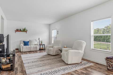 Tiny photo for 10247 Erwin Lane, New Haven, IN 46774 (MLS # 202620280)