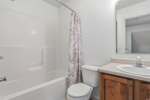 Tiny photo for 10247 Erwin Lane, New Haven, IN 46774 (MLS # 202620280)