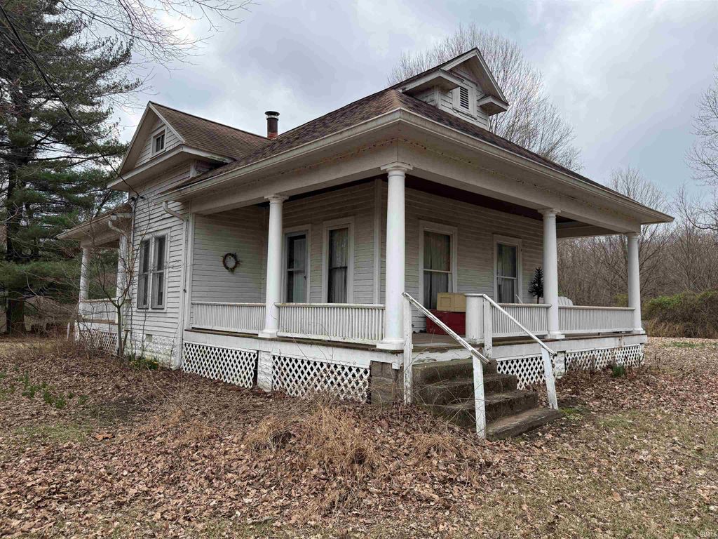 Photo of 633 W Co Rd 475 S, Winslow, IN 47598 (MLS # 202608175)