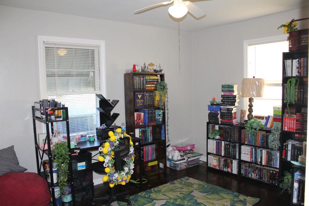 Photo of 1512 S Wall Avenue, Muncie, IN 47302 (MLS # 202602334)